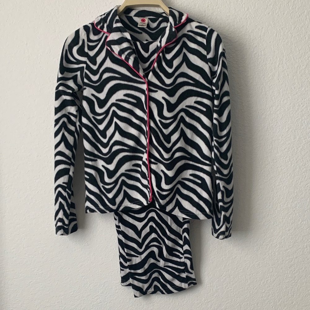 Total Girl Zebra Print Pajama Set with Pink Trim